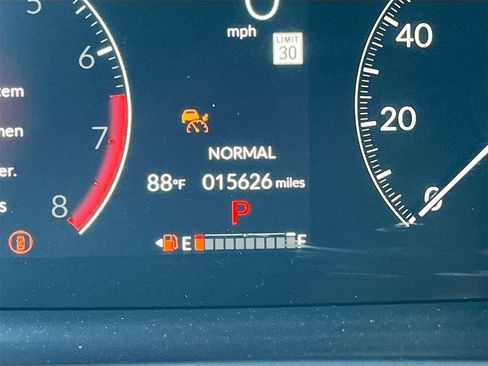 Used 2023 Honda Pilot EX-L image 11