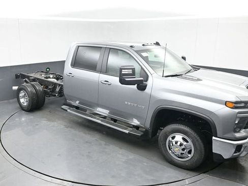 New 2026 Chevrolet Silverado 3500 LT w/ Convenience Package image 1