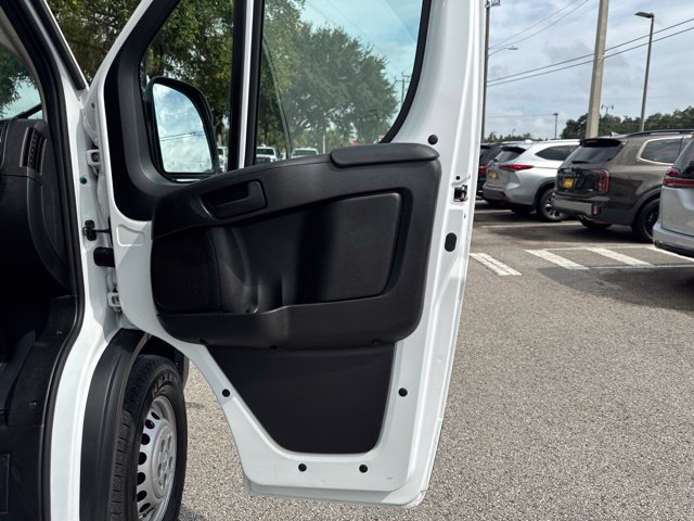 Used 2026 RAM ProMaster 2500 w/ Convenience Group FWD image 12