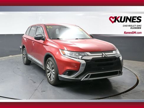 Used 2019 Mitsubishi Outlander ES FWD image 1