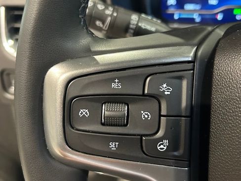 Used 2023 Chevrolet Tahoe Z71 w/ Z71 Off-Road Package AWD/4WD image 16