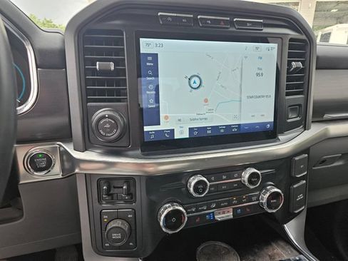 Used 2022 Ford F150 Lariat w/ Tow Technology Package AWD/4WD image 14