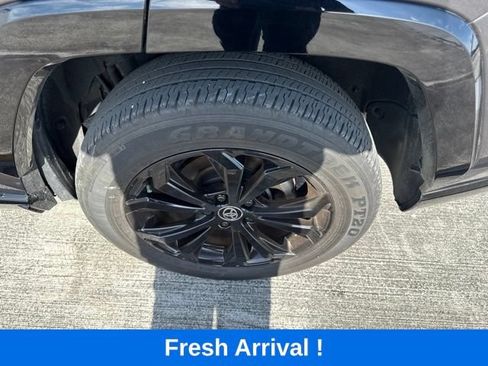 Used 2023 Toyota RAV4 XSE AWD/4WD image 18