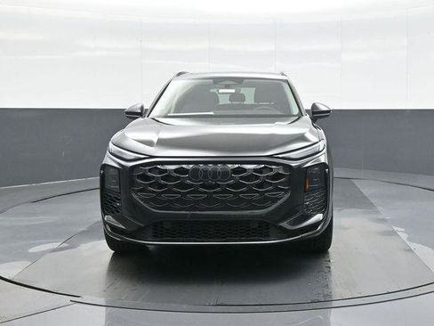 New 2026 Audi Q3 quattro 2.0T AWD/4WD image 2