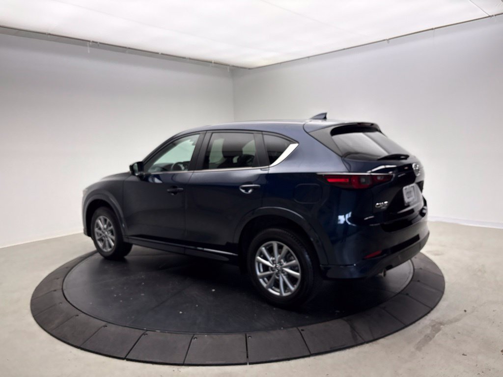 Used 2024 MAZDA CX-5 AWD 2.5 S w/ Preferred Package image 3