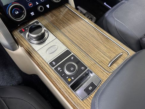 Used 2021 Land Rover Range Rover P525 Westminster Edition LWB image 25