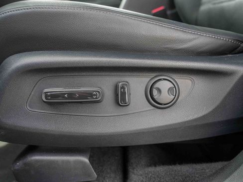 Used 2025 Honda CR-V EX-L image 26