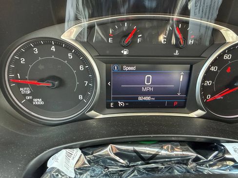 Used 2019 GMC Terrain SLE w/ LPO, Cargo Package FWD image 13