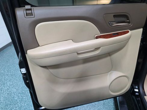 Used 2013 Chevrolet Silverado 1500 LTZ w/ LTZ Plus Package image 21