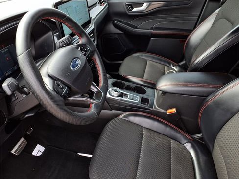 Used 2024 Ford Escape ST-Line w/ Tech Pack #1 image 16