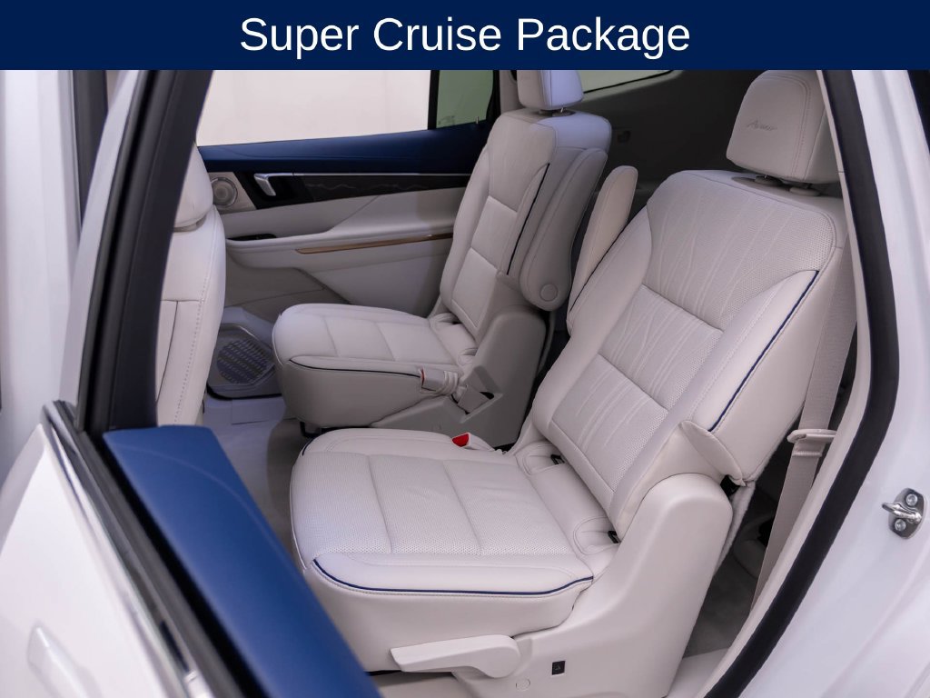 Used 2025 Buick Enclave Avenir w/ Super Cruise Package AWD/4WD image 17