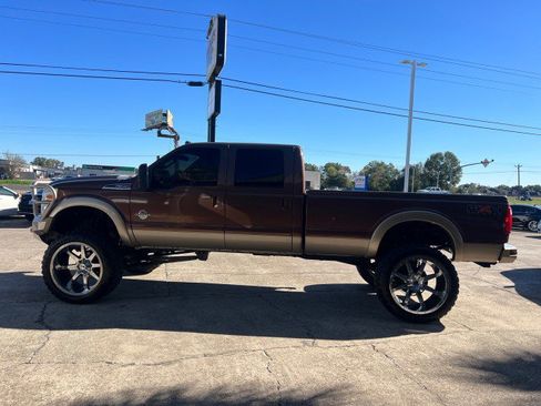 Used 2011 Ford F350 Lariat w/ Lariat Interior Pkg image 12