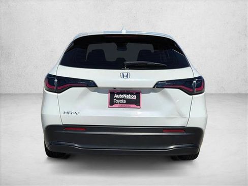 Used 2024 Honda HR-V LX image 7