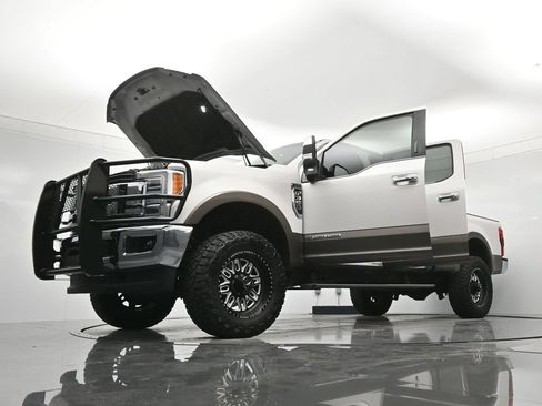 Used 2019 Ford F350 King Ranch w/ King Ranch Ultimate Package AWD/4WD image 50