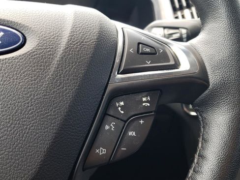 Used 2022 Ford Edge SEL w/ Convenience Package AWD/4WD image 15