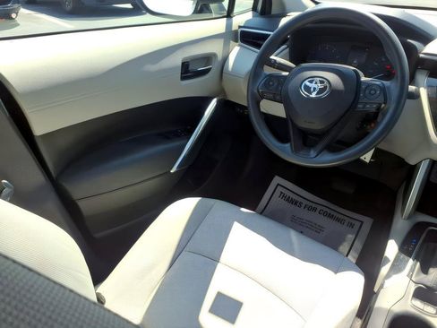 Used 2023 Toyota Corolla Cross L FWD image 24
