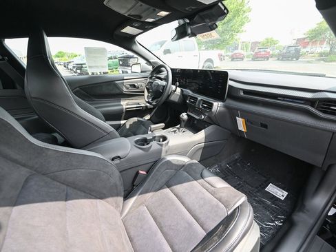 New 2025 Ford Mustang Dark Horse image 20
