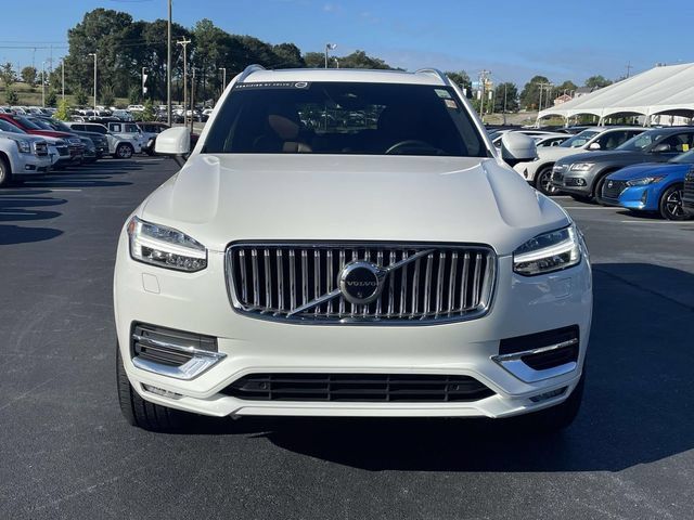 Certified 2023 Volvo XC90 B6 Ultimate w/ Lounge Package AWD/4WD image 2