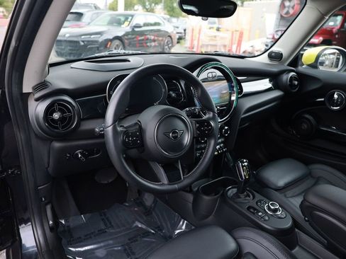 Used 2023 MINI Cooper SE FWD image 17