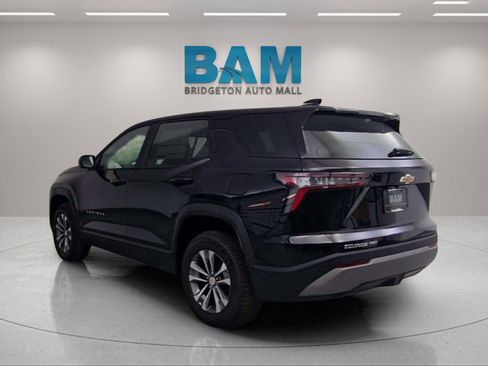 New 2026 Chevrolet Equinox LT w/ Convenience Package II image 5