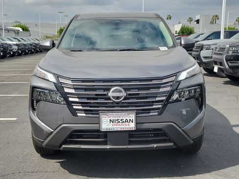 New 2026 Nissan Rogue SV FWD image 5