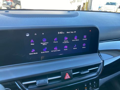 Used 2025 Kia Seltos S image 18