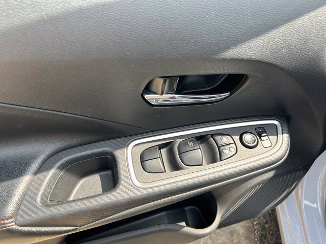 Used 2024 Nissan Versa SR FWD image 25
