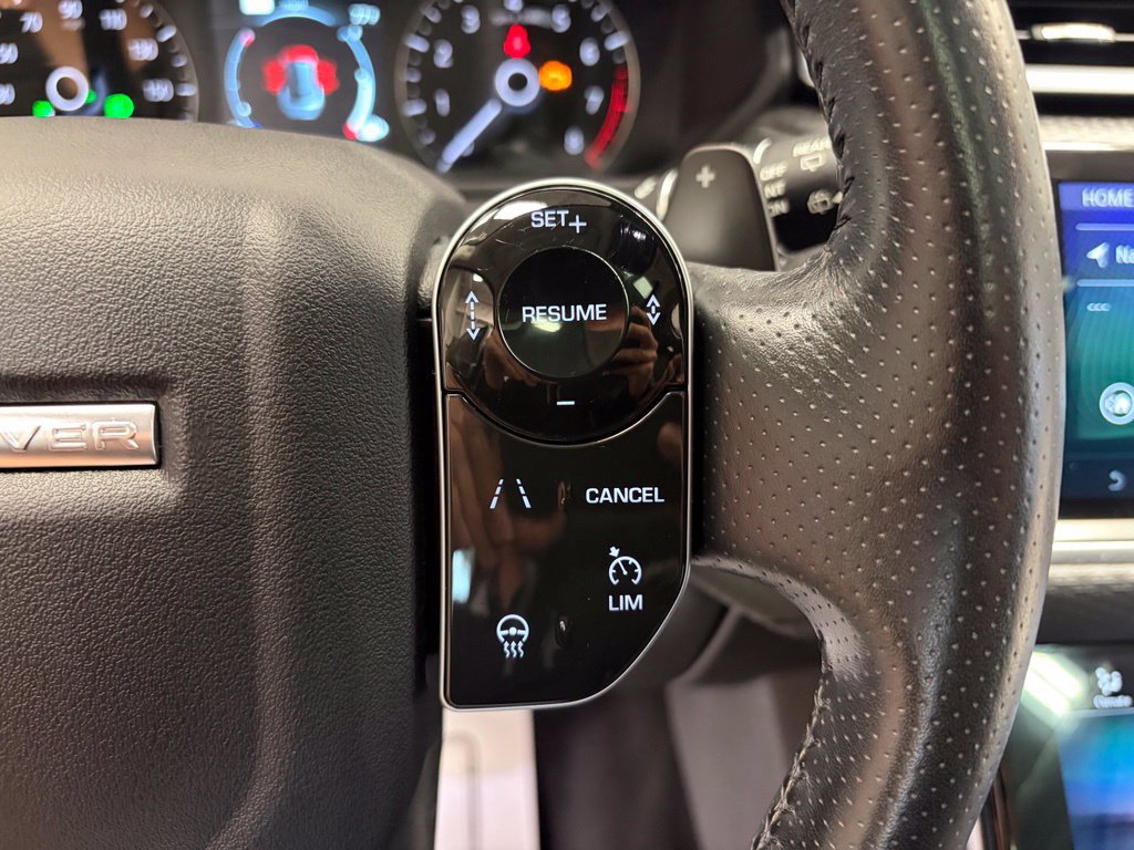 Used 2020 Land Rover Range Rover Velar S AWD/4WD image 14