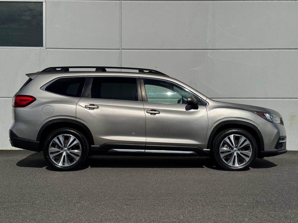 Used 2019 Subaru Ascent Limited AWD/4WD image 8