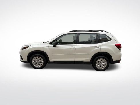Used 2023 Subaru Forester AWD/4WD image 5