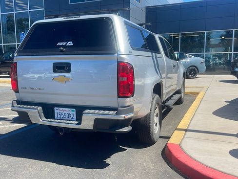 Used 2018 Chevrolet Colorado W/T w/ WT Convenience Package RWD image 2