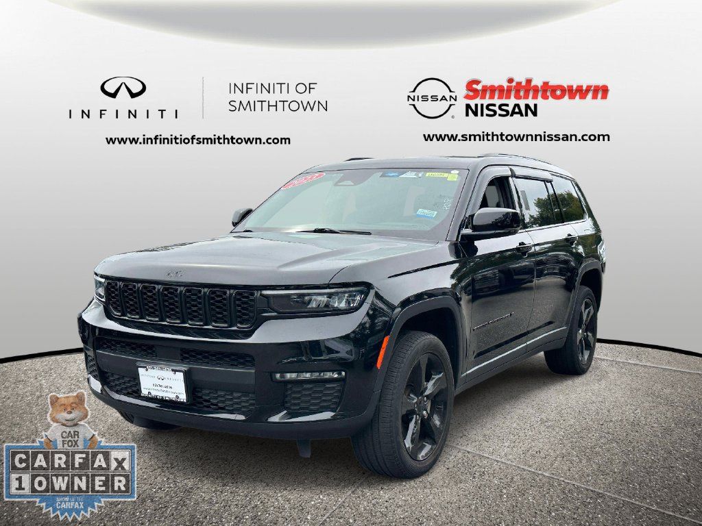 Used 2023 Jeep Grand Cherokee L Limited w/ Black Appearance Package AWD/4WD image 3