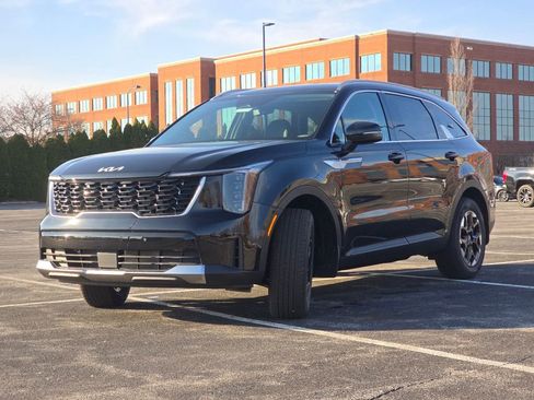 New 2026 Kia Sorento S image 12