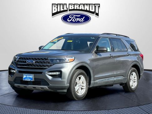 Used 2023 Ford Explorer XLT w/ Equipment Group 202A AWD/4WD image 7