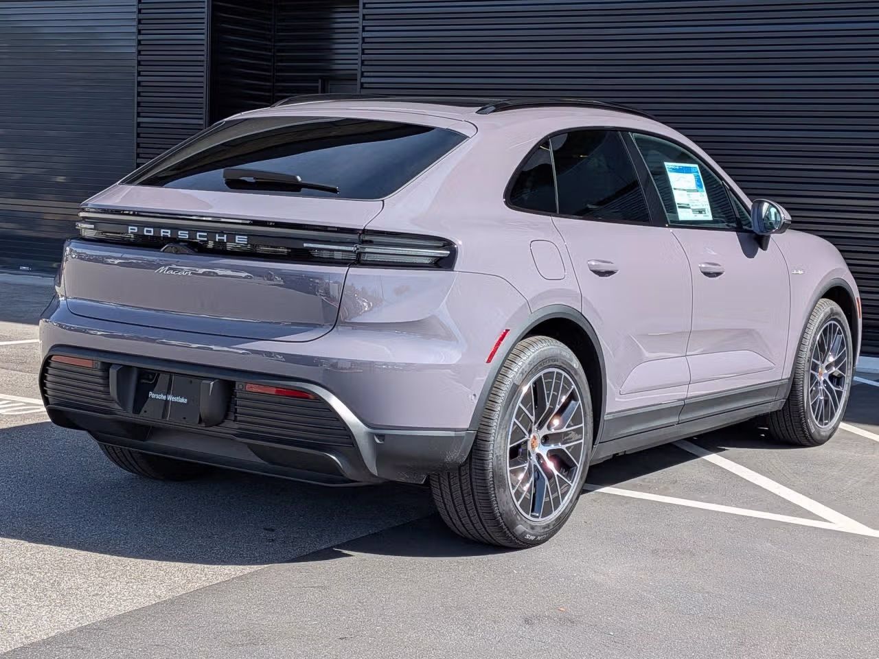 Certified 2026 Porsche Macan Electric RWD image 7