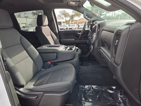 Used 2020 Chevrolet Silverado 1500 Custom w/ Custom Max Trailering Package image 17