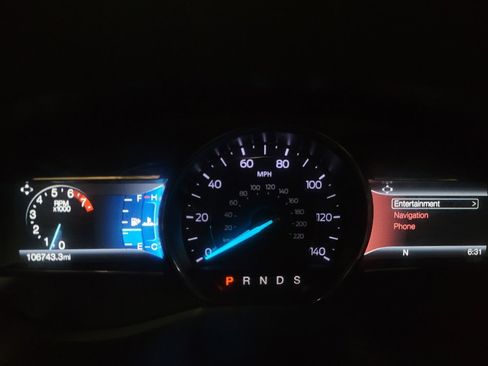 Used 2018 Ford Explorer Limited w/ Ford Safe & Smart Package AWD/4WD image 23