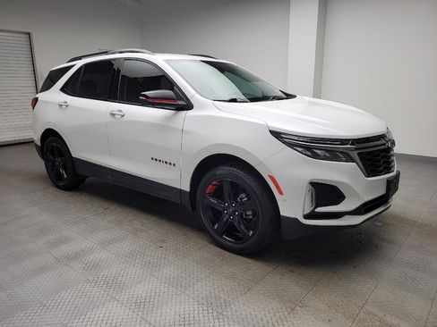 Used 2022 Chevrolet Equinox Premier image 11