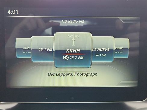 Used 2018 Mercedes-Benz GLA 250 4MATIC image 13