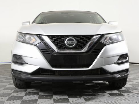 Used 2021 Nissan Rogue Sport S image 2
