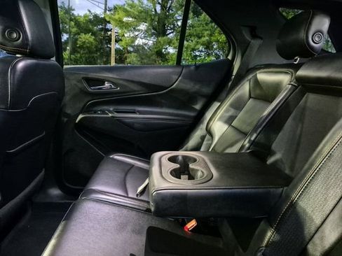 Used 2018 Chevrolet Equinox Premier AWD/4WD image 30