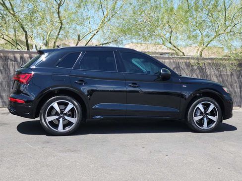 Used 2023 Audi Q5 2.0T Prestige w/ Prestige Package AWD/4WD image 9