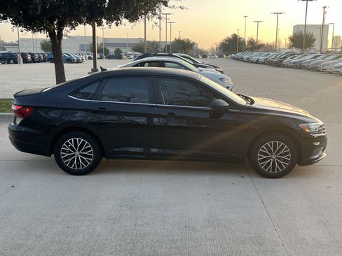 Used 2021 Volkswagen Jetta S image 11