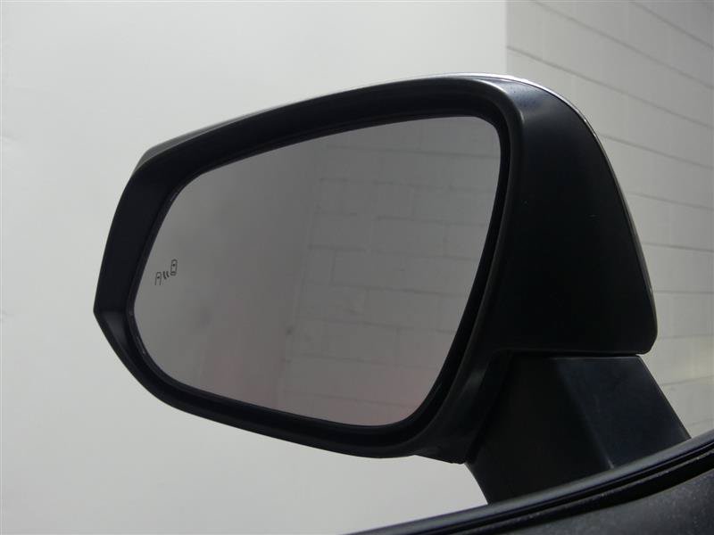Used 2021 Toyota RAV4 LE AWD/4WD image 14