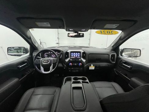 Used 2021 GMC Sierra 1500 SLT image 2