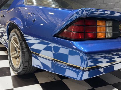 Used 1987 Chevrolet Camaro Z28 image 24