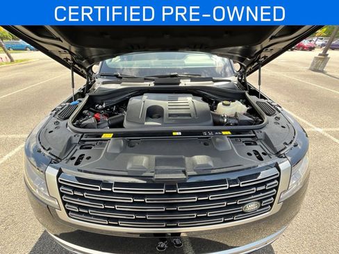 Certified 2025 Land Rover Range Rover Long Wheelbase SE AWD/4WD image 21
