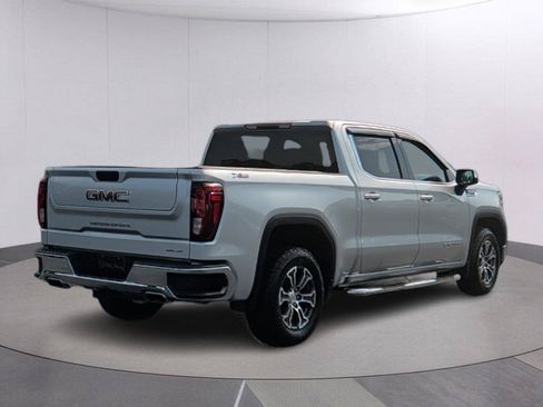 Used 2021 GMC Sierra 1500 SLE w/ X31 Off-Road Package AWD/4WD image 6