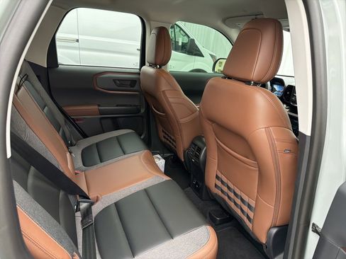 Used 2024 Ford Bronco Sport Outer Banks image 5