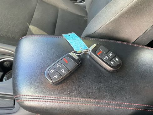 Used 2025 Dodge Durango GT w/ Blacktop Package RWD image 31